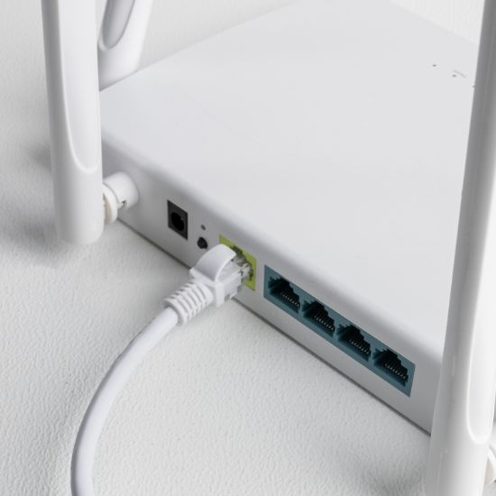 Picture of Gizzu Cat6 UTP Fly Lead Ethernet Network Cable 20cm - White